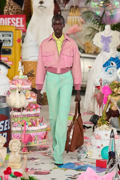 Look 52